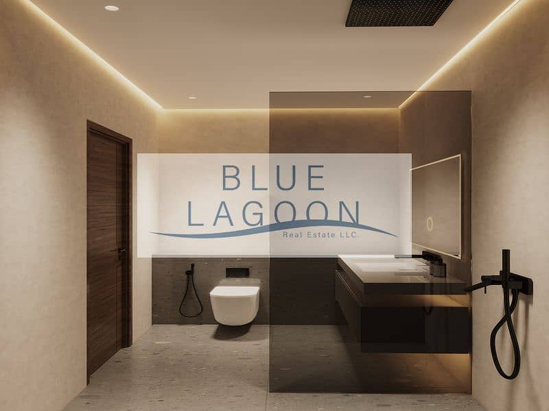 18 Bathroom. jpg