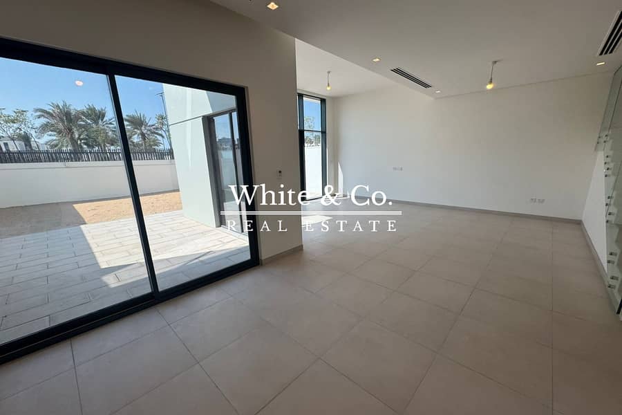 Luxury Townhouse | Type - A | Single Row Luxury Townhouse | Type - A | Single Row