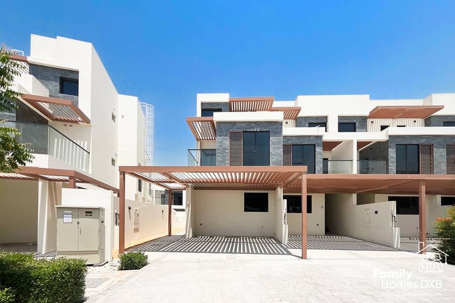 位于达马克山庄,银色温泉别墅区 6 卧室的联排别墅 5499000 AED - 11841041 位于达马克山庄,银色温泉别墅区 6 卧室的联排别墅 5499000 AED - 11841041