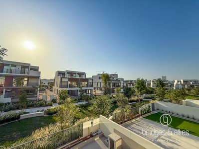 4 Bedroom Villa for Rent in Tilal Al Ghaf, Dubai - FULLY UPGRADED | 4 BR + MAID | SINGLE ROW | VACANT