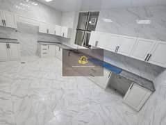 شقة في مدينة محمد بن زايد 4 غرف 120000 درهم - 11109653