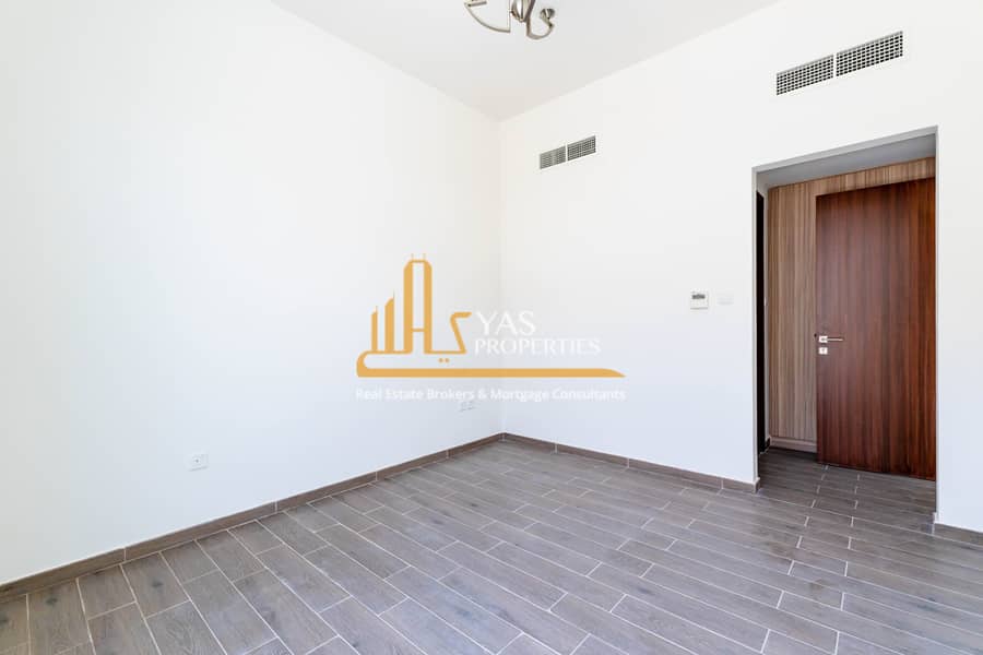 10 THE FIELDS VILLA 3BRM-12. jpg