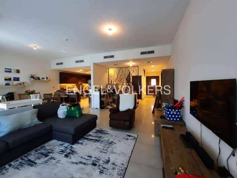 位于汽车城,绿色社区(汽车城),卡萨家庭社区 3 卧室的别墅 260000 AED - 11842156 位于汽车城,绿色社区(汽车城),卡萨家庭社区 3 卧室的别墅 260000 AED - 11842156