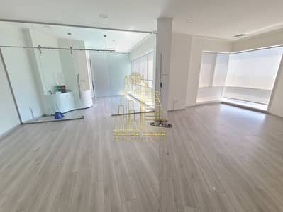 Офис в аренду в Шейх Зайед Роуд, Дубай - 20250603_140541. jpg