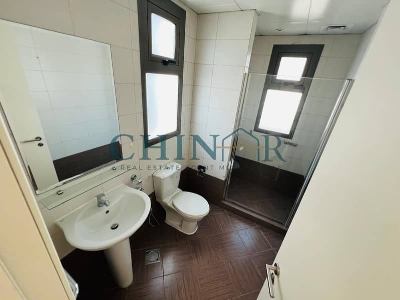 30 3af6b829-4898-44db-98bc-820a3526fcc1. jpg