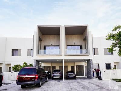 3 Bedroom Townhouse for Sale in Yas Island, Abu Dhabi - Upgraded Unit | Luxurious Living | Type 3MB