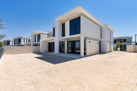 5 Bedroom Villa for Rent in Tilal Al Ghaf, Dubai - Pool and Park View | Large Plot | Corner Unit