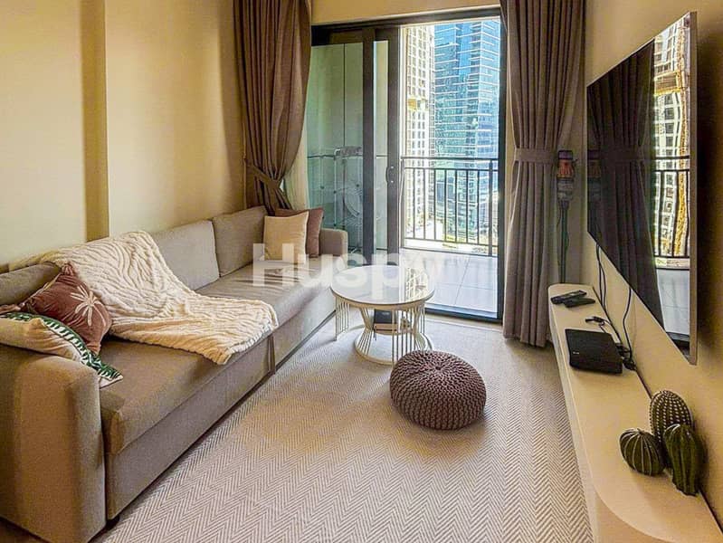 Vacant | Mid Floor | Furnished Vacant | Mid Floor | Furnished