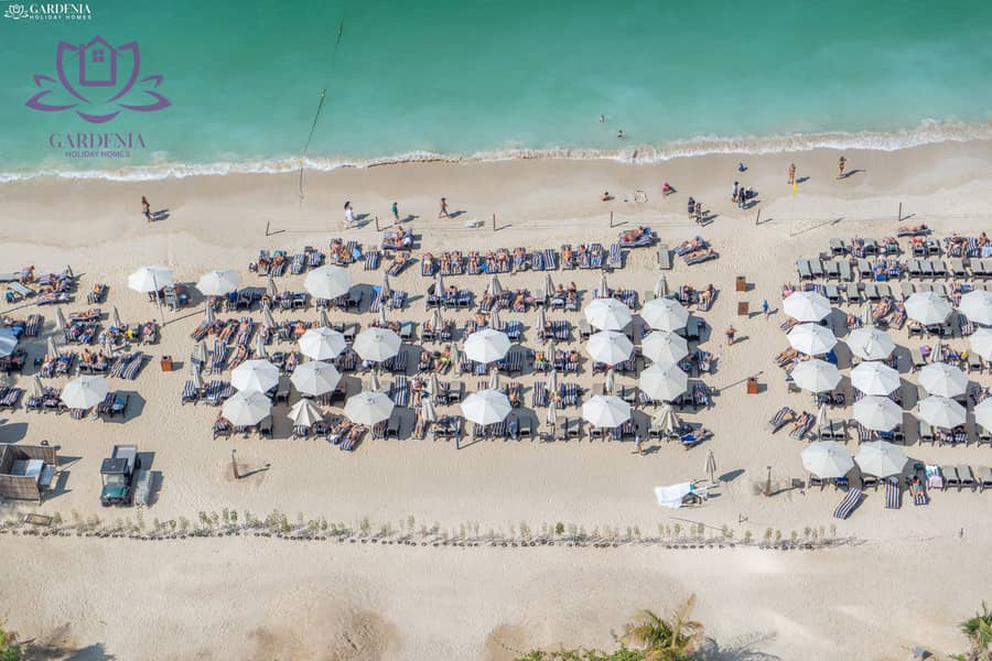 33 Beach 2. jpg
