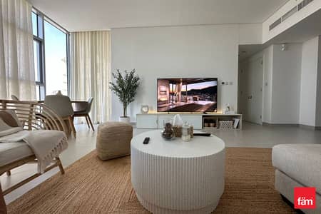 2 Bedroom Flat for Rent in Dubai South, Dubai - Bright | Mid Floor | Well Maintained | Unfurnished