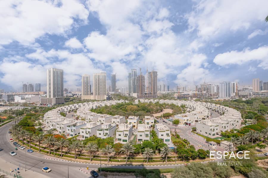 Luxury finishing| Upgraded|Prime location Luxury finishing| Upgraded|Prime location