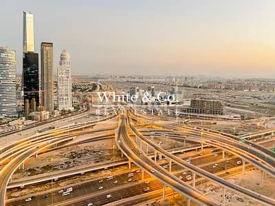 2 Bedroom Flat for Sale in Dubai Marina, Dubai - Vacant | Furnished | Maids Room , Terrace