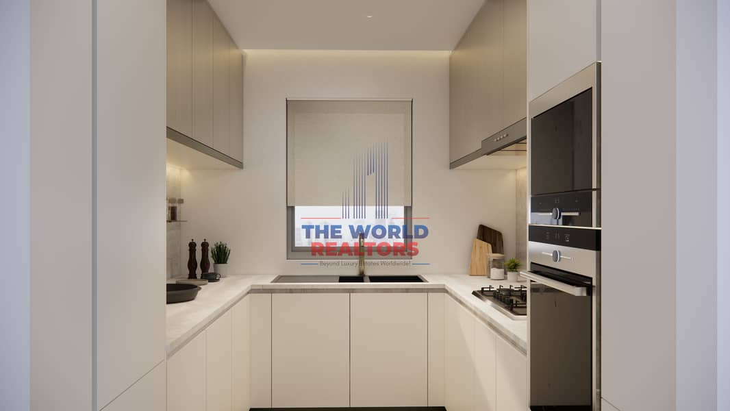 6 Kitchen 3. jpg