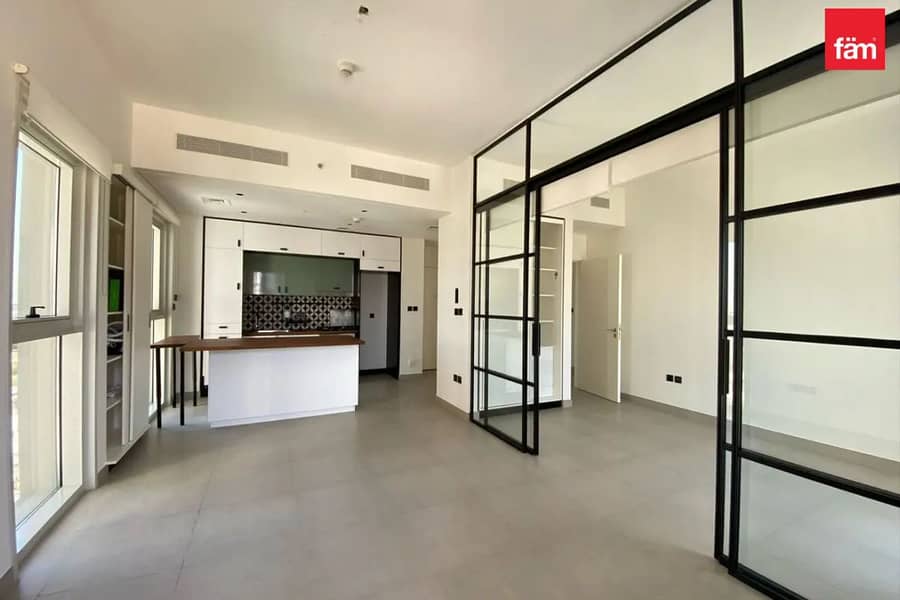 Vacant Now | Unfurnished | Modern Finishing Vacant Now | Unfurnished | Modern Finishing