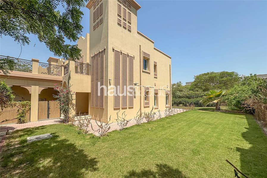 Mature Garden | District 3 | Available Now Mature Garden | District 3 | Available Now
