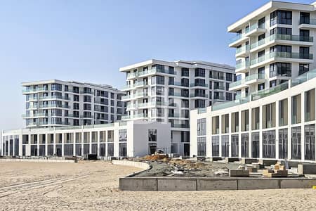 Studio for Sale in Ajmal Makan City - Sharjah Waterfront, Sharjah - Distress Deal | Cash Price | Beach Front | New