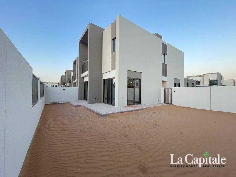 Таунхаус в Дубайлэнд,Вилланова,Ла Виолета,Ла Виолета 1, 4 cпальни, 240000 AED - 11849151 Таунхаус в Дубайлэнд,Вилланова,Ла Виолета,Ла Виолета 1, 4 cпальни, 240000 AED - 11849151