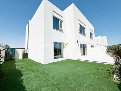 3 Bedroom Flat for Sale in Dubai South, Dubai - Modern Living • Prime Location • Great Investment