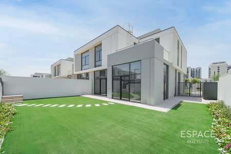 4 Bedroom Villa for Sale in Al Furjan, Dubai - Single-row Type A 4-bed Townhouse  | Internal | Landscaped
