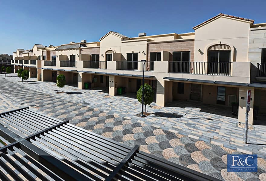 位于朱美拉高尔夫庄园,茉莉花道 3 卧室的联排别墅 300000 AED - 11849494 位于朱美拉高尔夫庄园,茉莉花道 3 卧室的联排别墅 300000 AED - 11849494