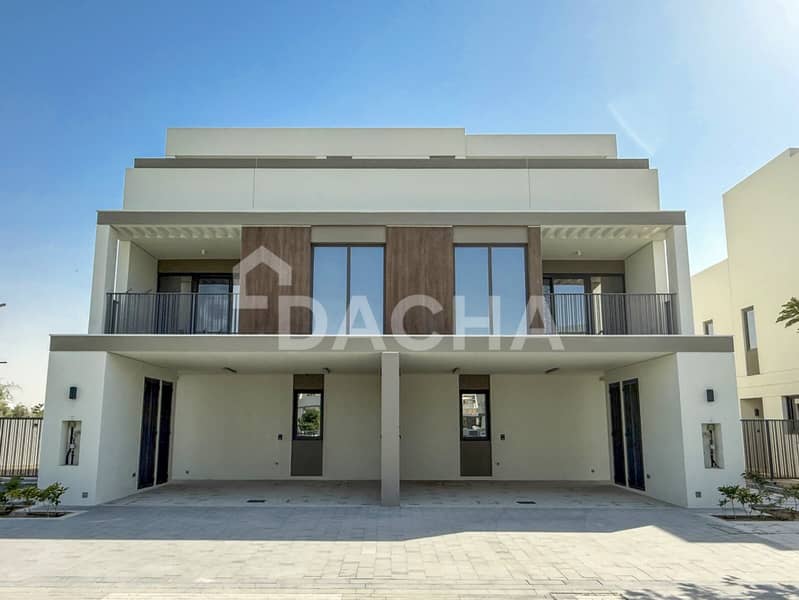 位于蒂拉尔阿尔加夫综合社区,奥拉别墅区 4 卧室的别墅 300000 AED - 11849956 位于蒂拉尔阿尔加夫综合社区,奥拉别墅区 4 卧室的别墅 300000 AED - 11849956
