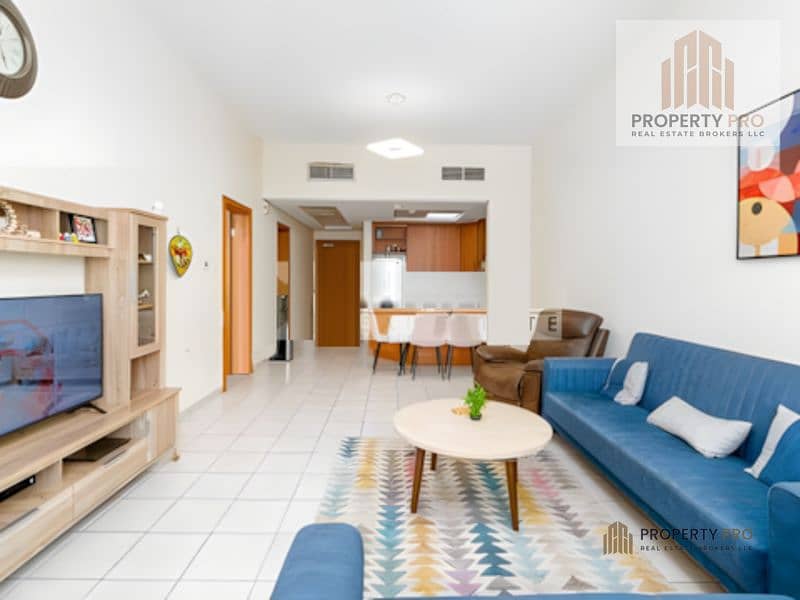 Spacious| Near to Metro| Well maintained Spacious| Near to Metro| Well maintained