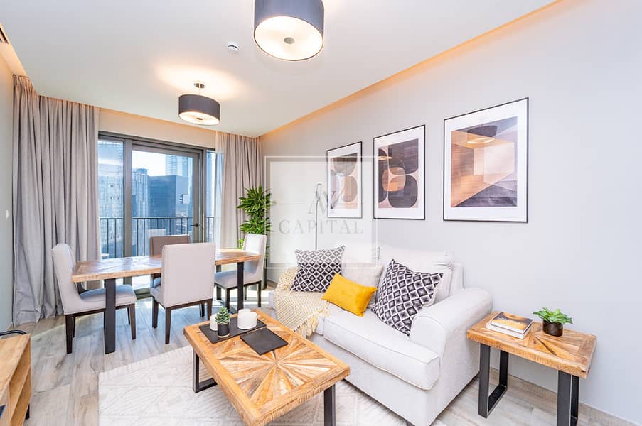 Stunning | Spacious | High Floor | Available Now Stunning | Spacious | High Floor | Available Now