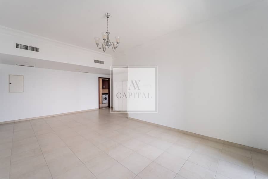 Spacious High-Floor 2BR | Vacant | Stunning Views Spacious High-Floor 2BR | Vacant | Stunning Views