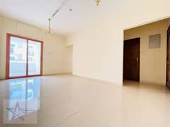 شقة في القاسمية 2 غرف 27999 درهم - 11850792