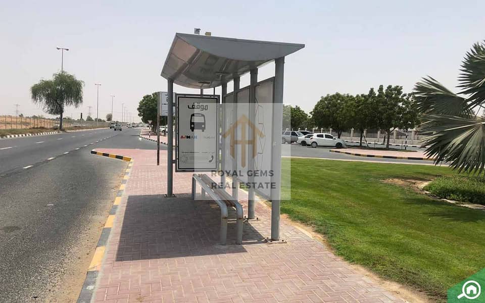 9 Al_Helio_1_Humaidiya_Park_bus_stop_1_11_11_22_AR_123_0306a4d215. jpg