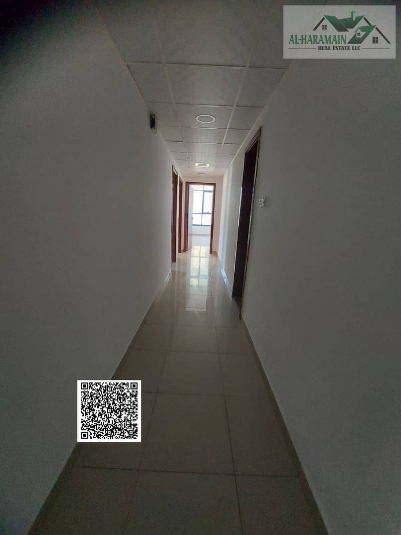 11 0ac079a9-6053-4280-8ea0-ac89ff2ff19f. jpg