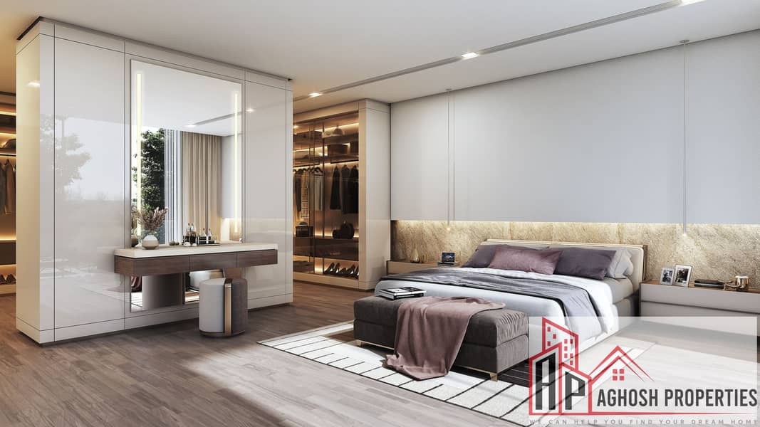 9 Master Bedroom. jpg