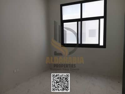 Studio for Rent in Al Jurf, Ajman - صورة واتساب بتاريخ 1446-12-08 في 04.21. 33_f5b0eb47. jpg