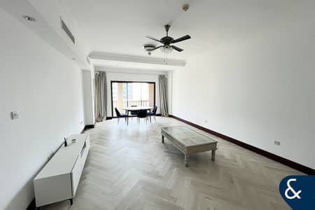 1 Bedroom Flat for Sale in Palm Jumeirah, Dubai - Fully Upgraded | Vacant | Mid Floor
