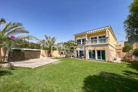 4 Bedroom Villa for Sale in Jumeirah Village Circle (JVC), Dubai - Luxurious Design | HighEnd Finishes | Well Located