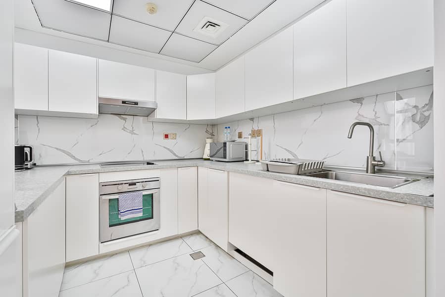 9 Full Kitchen (9). jpeg