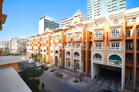 Vacant on transfer | Cosy one-bed | Two Balconies