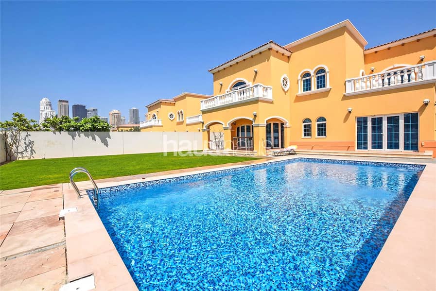 位于朱美拉公园社区,Legacy 5 卧室的别墅 550000 AED - 11852942 位于朱美拉公园社区,Legacy 5 卧室的别墅 550000 AED - 11852942