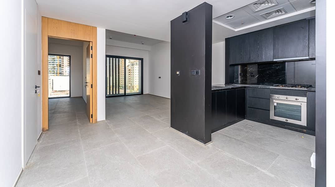 3 Apartment-SH-Living-1-103585-1731930537878. jpg