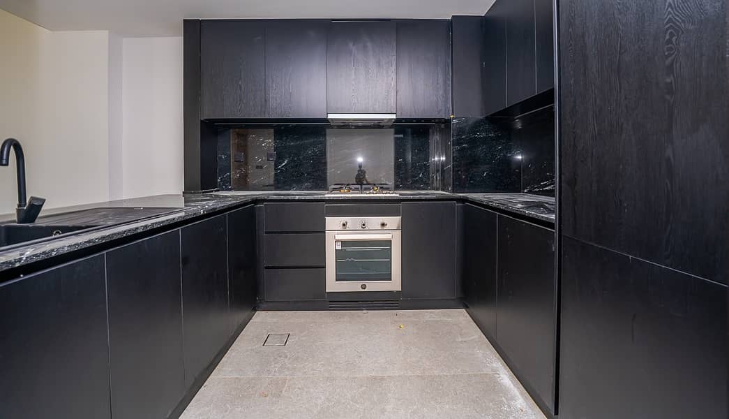 4 Apartment-SH-Living-1-103585-1731930537885. jpg