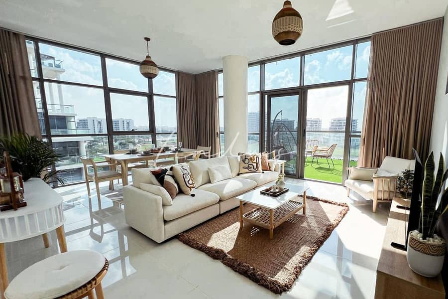 Golf View | Large Layout | Immaculate Condition Golf View | Large Layout | Immaculate Condition