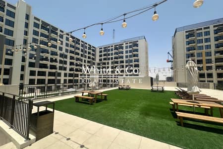 Modern Studio | Great Value | Desert View