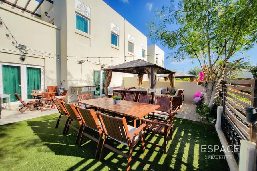 位于阿尔弗雷德街区,阔塔什别墅区 3 卧室的别墅 4299000 AED - 11857358 位于阿尔弗雷德街区,阔塔什别墅区 3 卧室的别墅 4299000 AED - 11857358