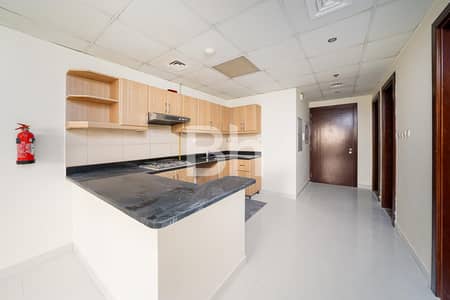 Near to Cricket Stadium | Vacant | Big Balcony