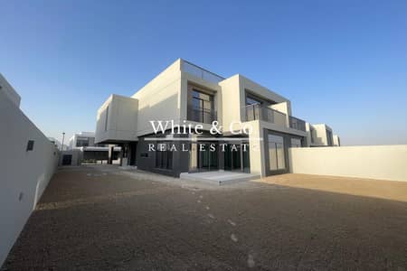 4 Bedroom Villa for Rent in Dubai South, Dubai - Park Backing | Near Beach | Spacious