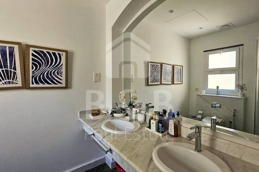 17 Cove-Rotana10. jpg