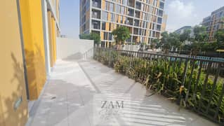 1BR | Podium level | Central Garden and Pool view | Closed Kitchen | Large Balcony