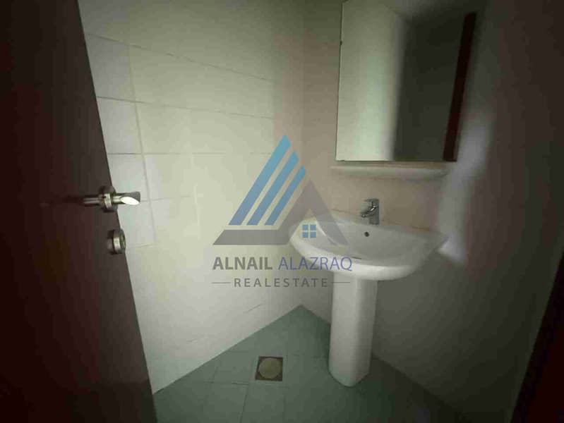 4 1001054079. jpg