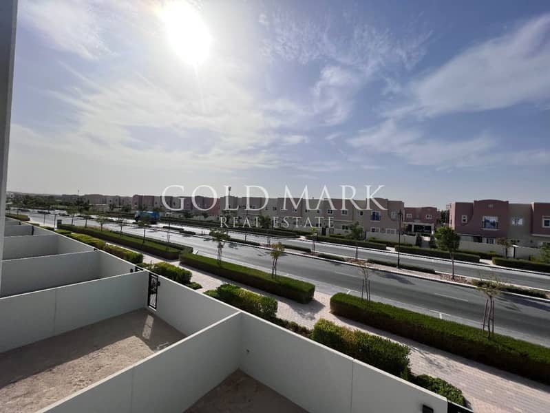 Таунхаус в Дубайлэнд,Вилланова,Амаранта, 4 cпальни, 190000 AED - 11861371 Таунхаус в Дубайлэнд,Вилланова,Амаранта, 4 cпальни, 190000 AED - 11861371