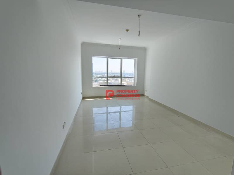 Vacant Soon | Meadows View | Closed Kitchen